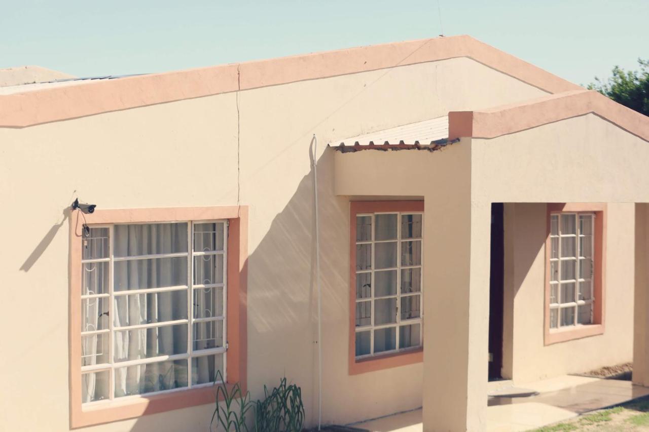 Denver Echo Exec. Guest House Maseru Ngoại thất bức ảnh